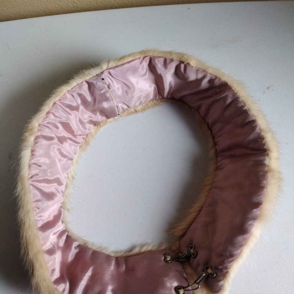 Unbranded Vintage Light Brown Fur Collar- One Size -Avant Garde Holiday Winter - Picture 4 of 6